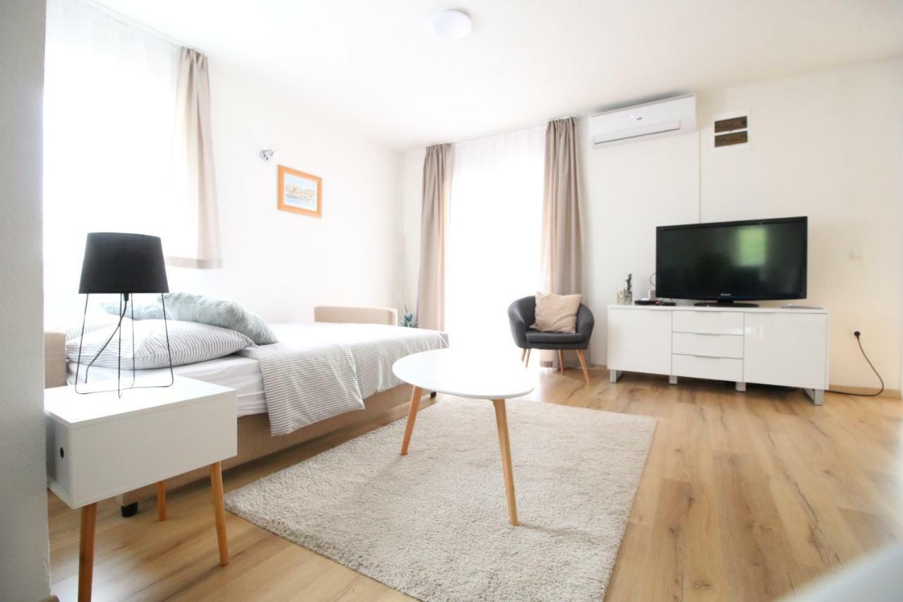 Apartments By Zec Kastav Ngoại thất bức ảnh